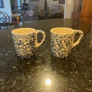 Roseville OH Robinson Ransbottom Pottery Cups RRP Co. Vintage Set of 2